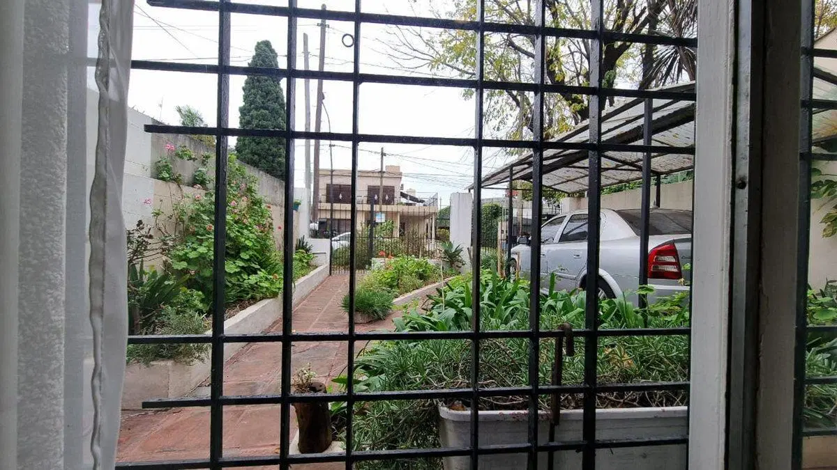 VENTA CASA 4 AMB HURLINGHAM PARQUE APTO CREDITO 5