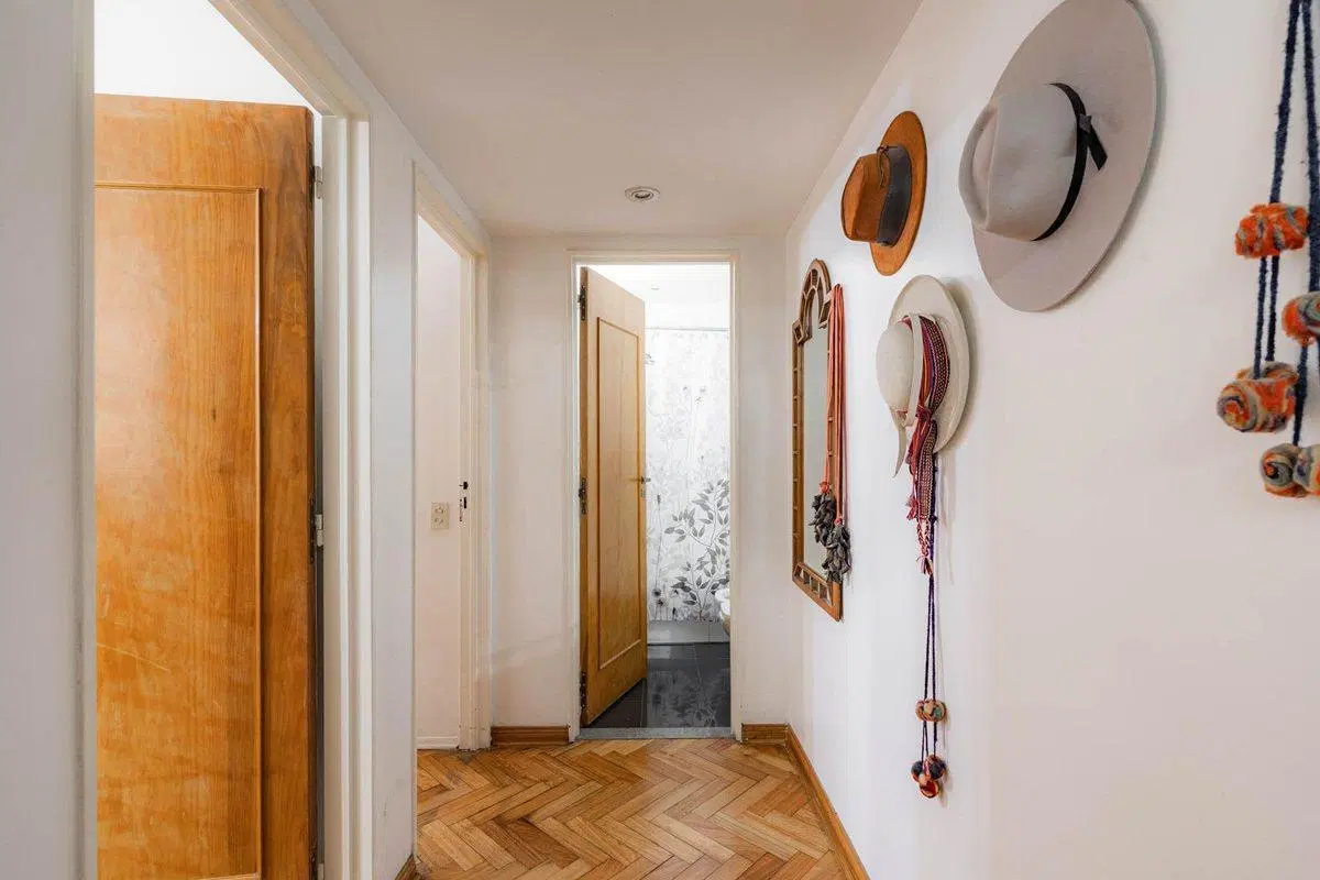 VENTA DEPARTAMENTO 3 AMB+DEP. EN FLORES- PERMUTA 3