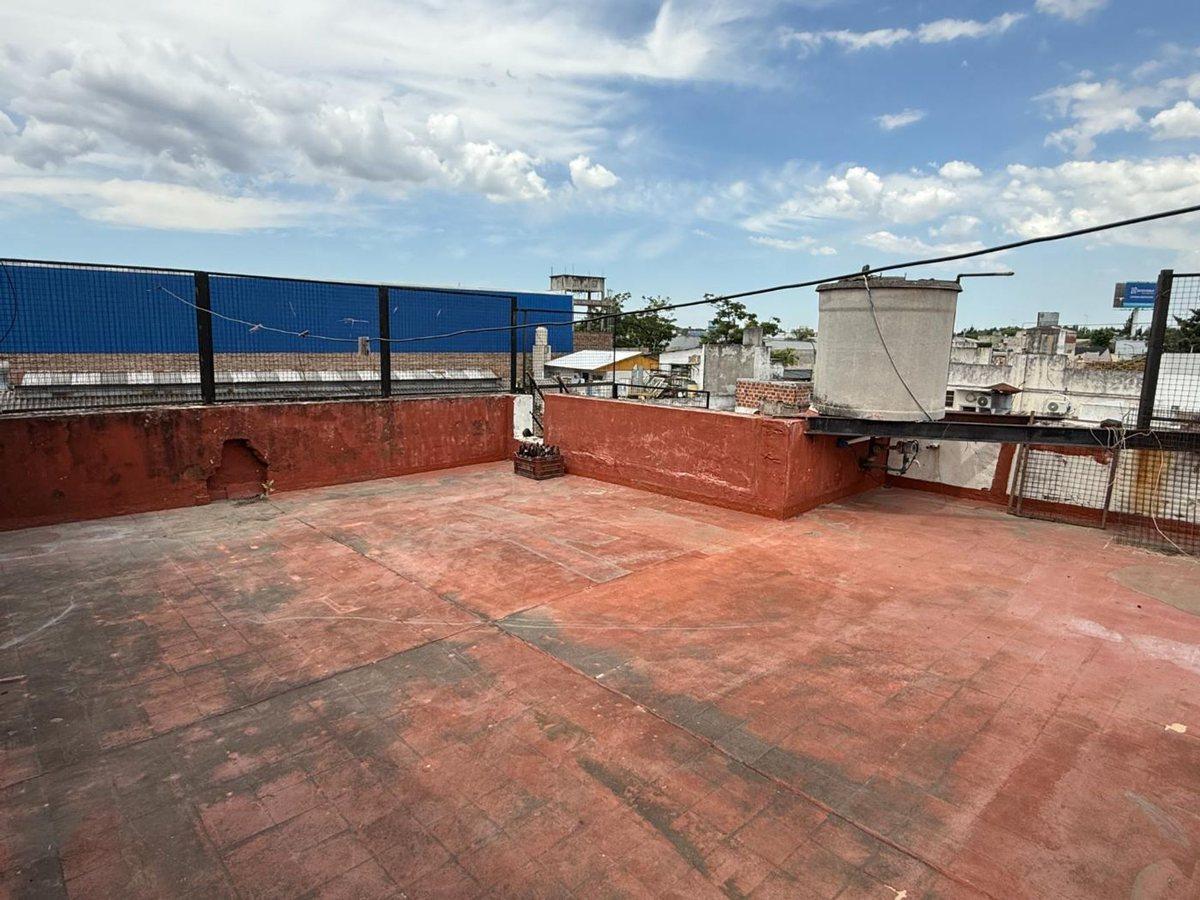VENTA PH 4 AMB. C/ TERRAZA Y QUINCHO - CIUDADELA
