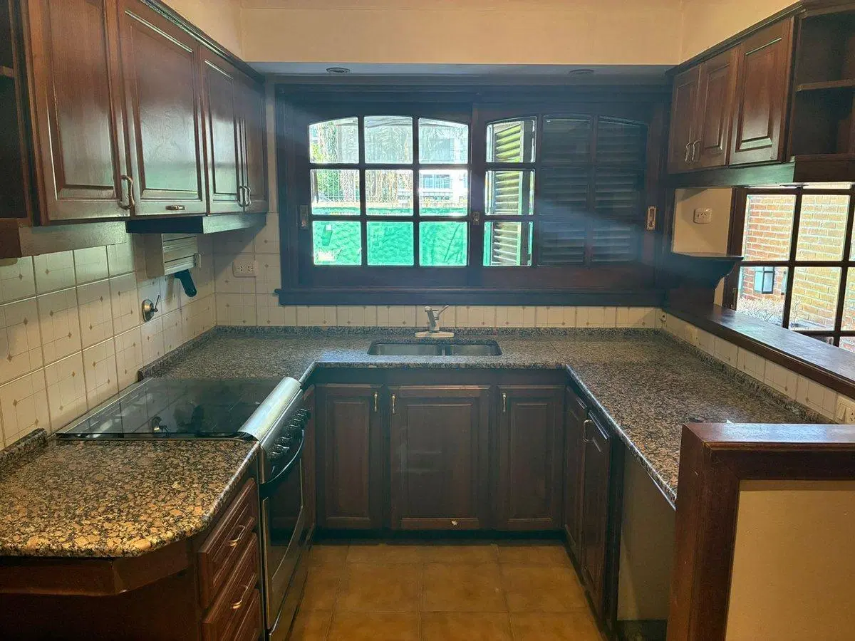 VENTA CASA 4 AMB PARQUE VILLA SARMIENTO APT CREDIT 5