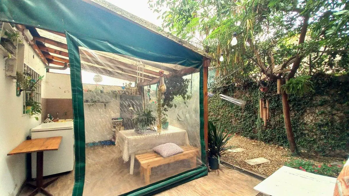 VENTA CASA 4 AMBIENTES JARDIN COCHERA-LAFERRERE 3