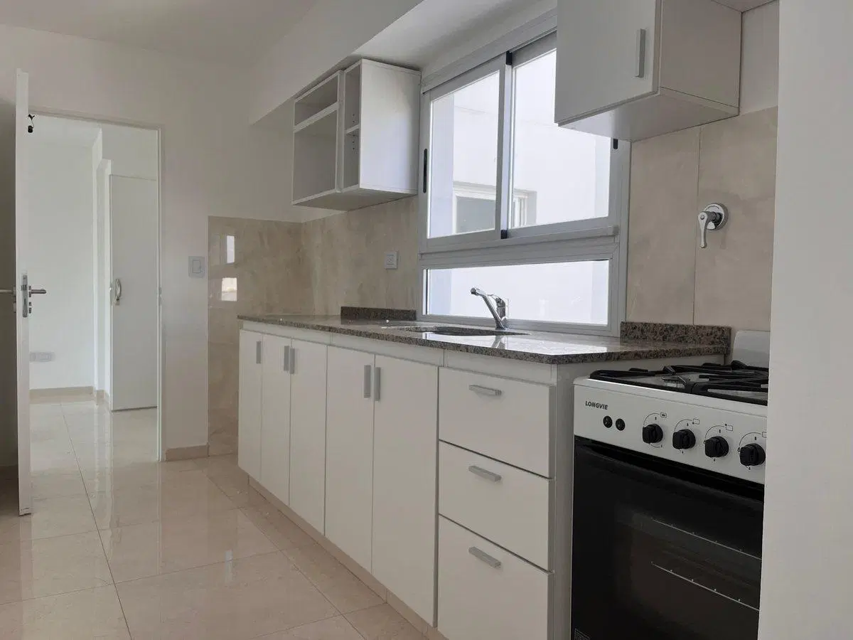 VENTA DEPARTAMENTO TRES AMBIENTES A ESTRENAR 3