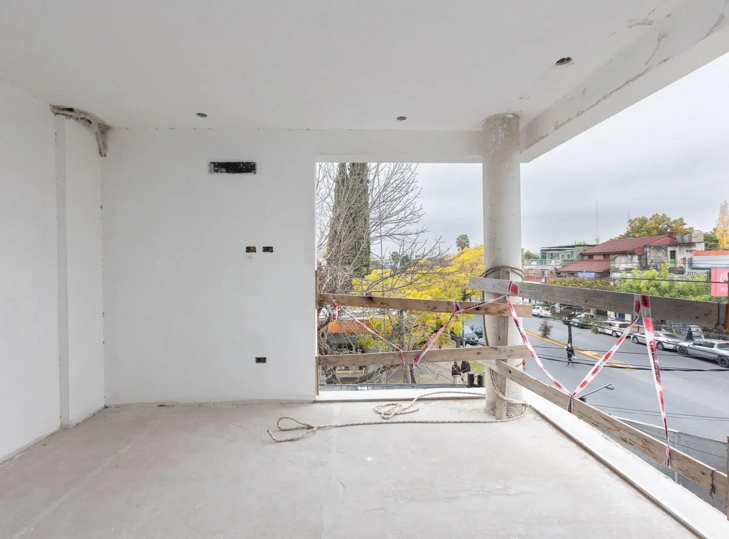 VENTA DEPTO 2 AMB EN HURLINGHA A ESTRENAR/PERMUTA 4