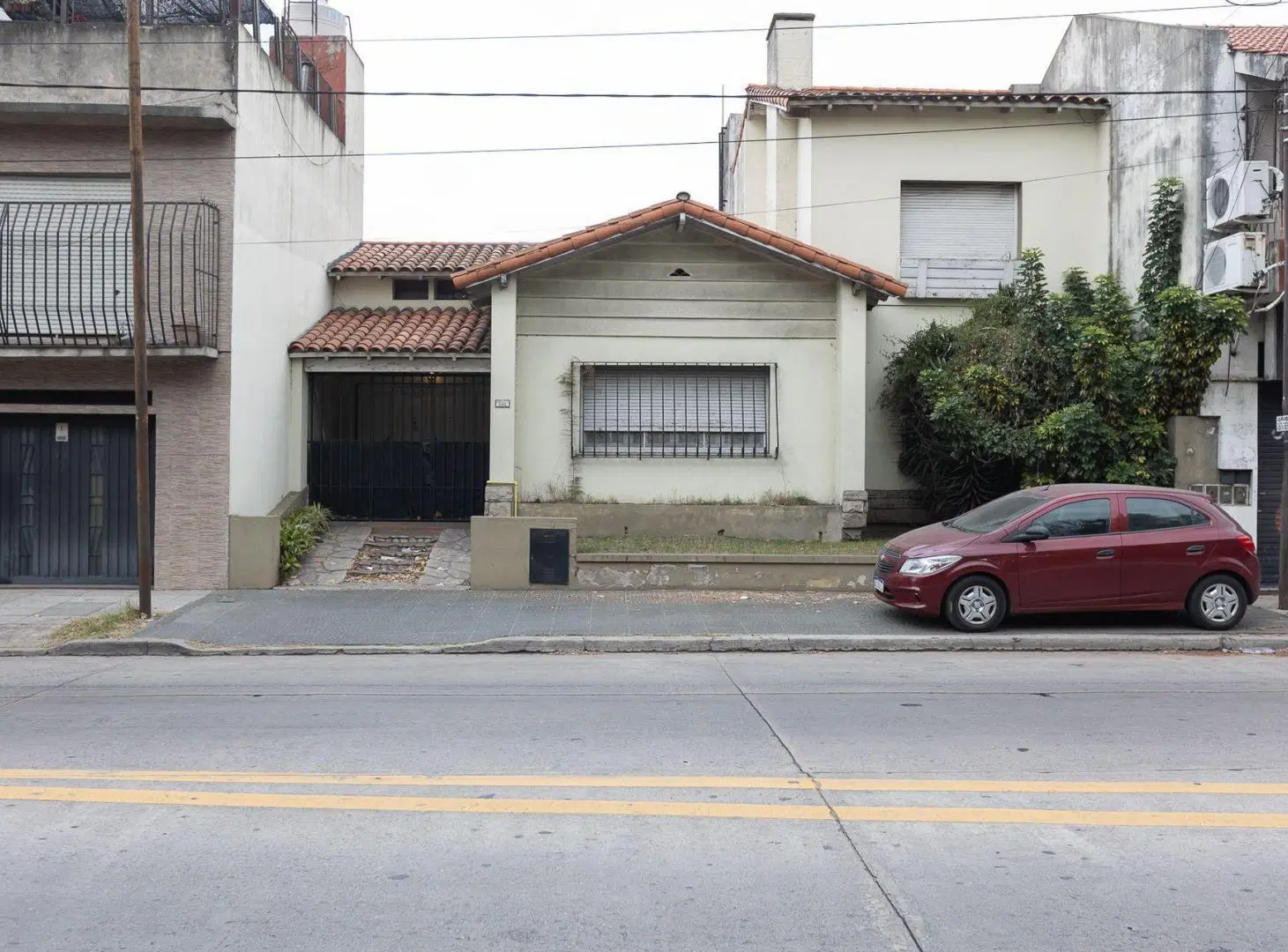 VENTA CASA 6 AMB. JARDIN VILLA SARMIENTO PERMUTA 2