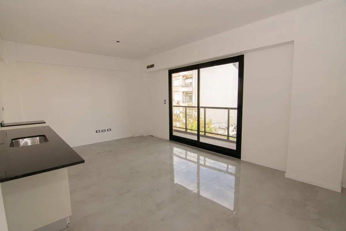 VENTA DEPTO 2 AMB CASEROS BALCON ESTRENAR FINANCIA 2