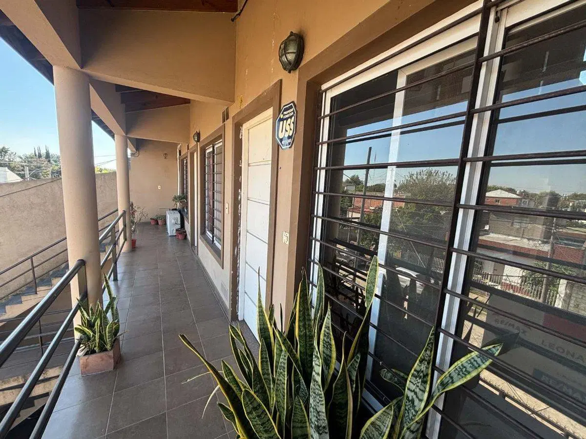 VENTA DEPTO 3 AMBIENTES CON TERRAZA MORON 5