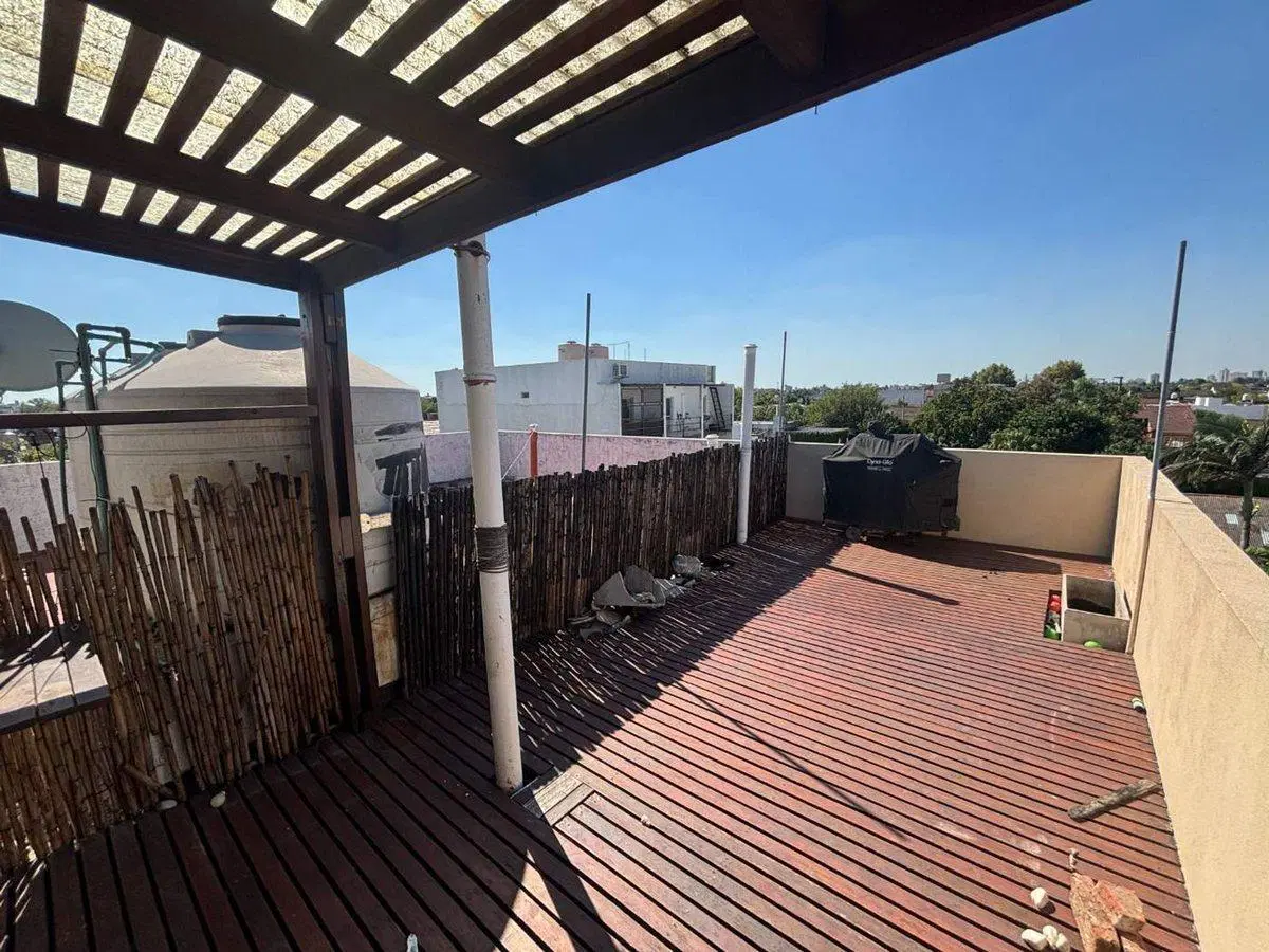 VENTA DEPTO 3 AMBIENTES CON TERRAZA MORON 8
