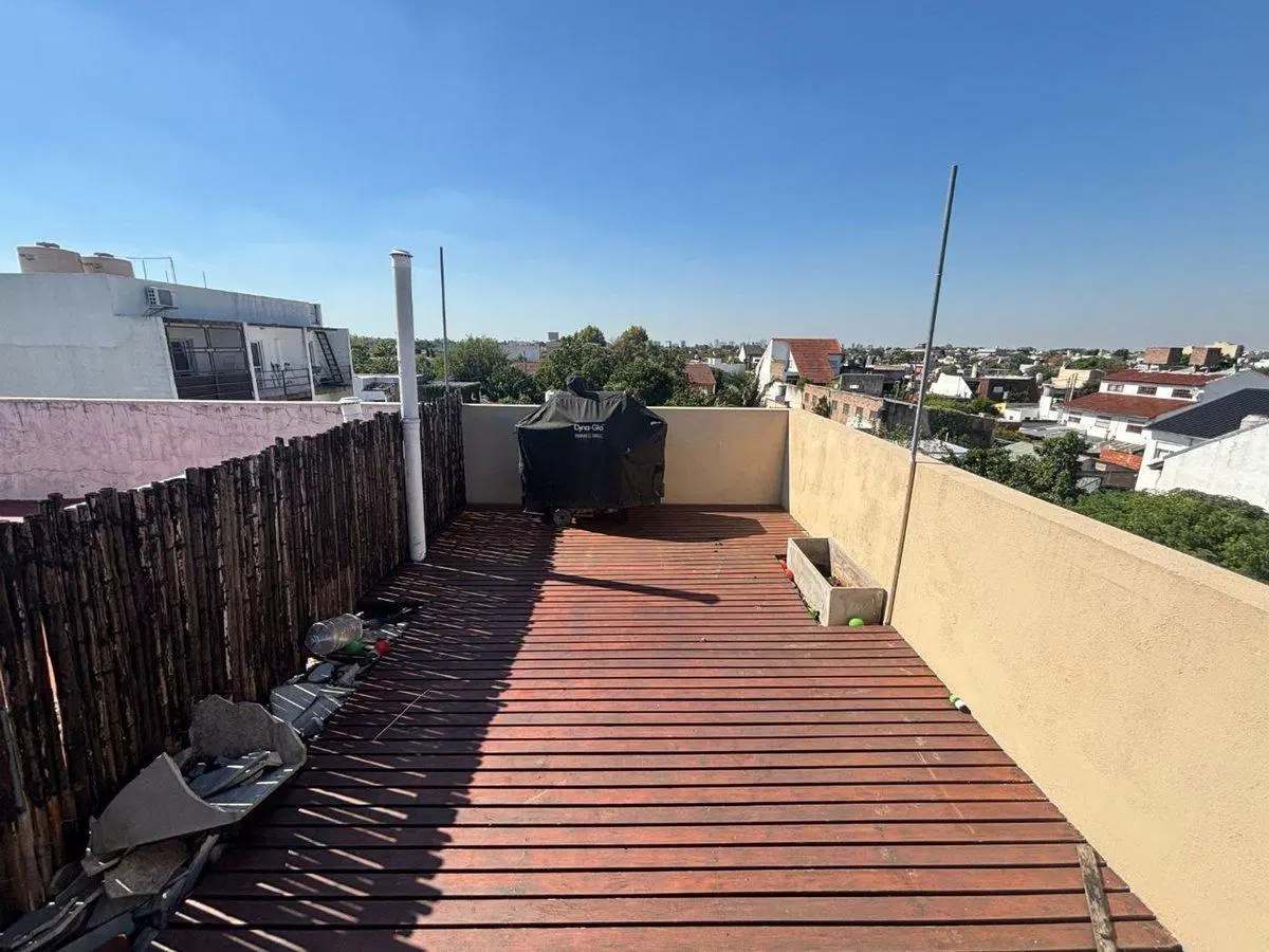 VENTA DEPTO 3 AMBIENTES CON TERRAZA MORON 2