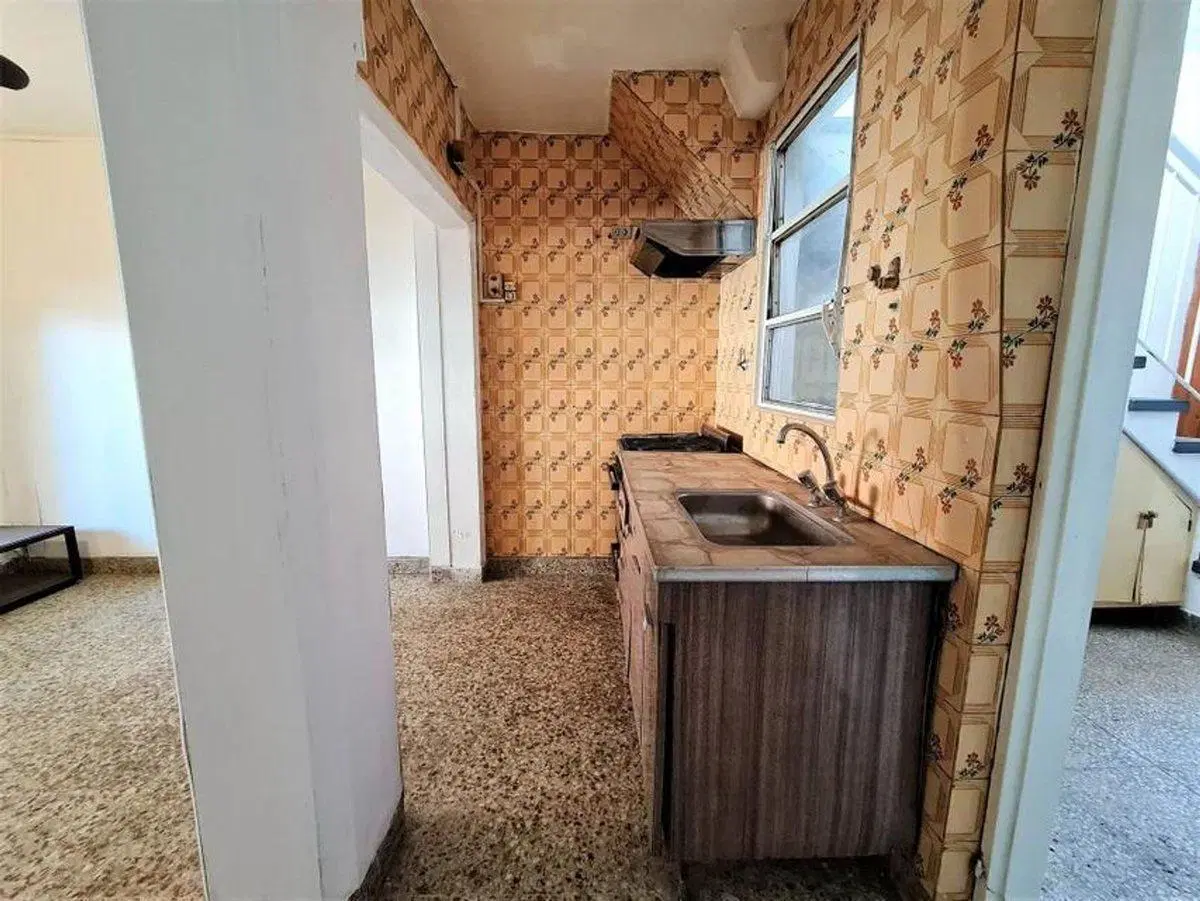 PH 4 AMBIENTES CON TERRAZA Y COCHERA SIN EXPENSAS 3