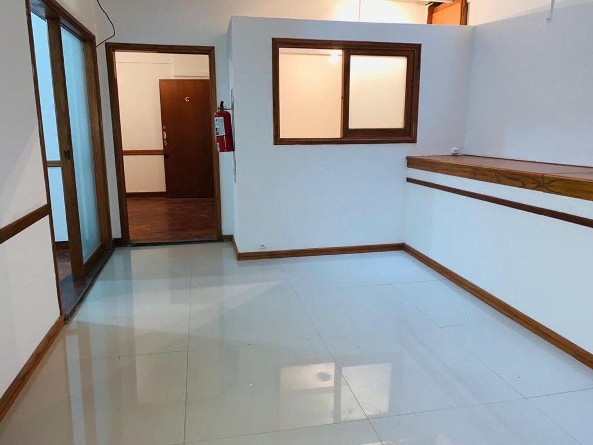 Foto de VENTA DPTO 3 AMBIENTES PATIO PERMUTA SAN CRISTOBAL, imagen 2