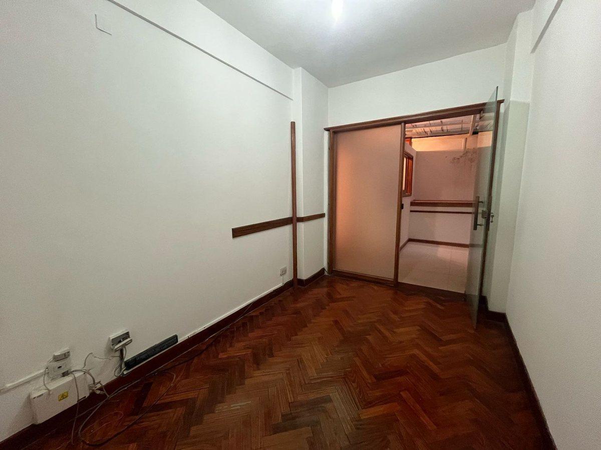 Foto de VENTA DPTO 3 AMBIENTES PATIO PERMUTA SAN CRISTOBAL, imagen 3