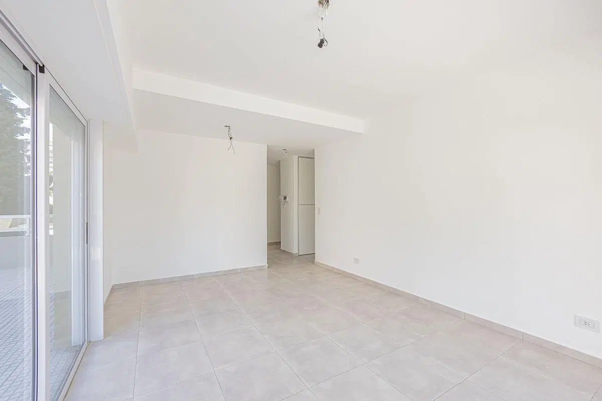Venta 2 amb a estrenar cochera terraza Caseros 5