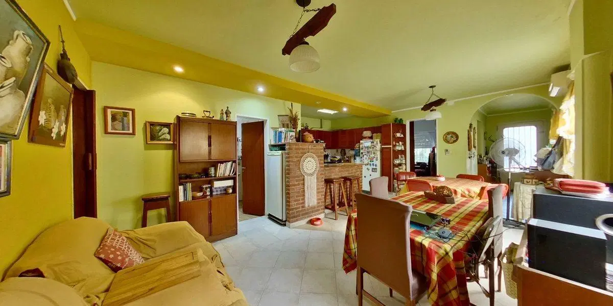 Venta/Permuta Casa 5 amb ,Stos Lugares A. CREDITO 3