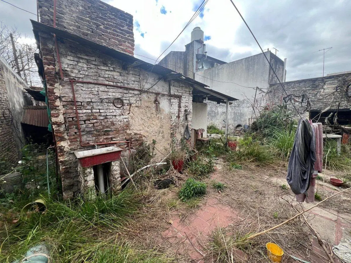 VENTA LOTE PALOMAR/CASEROS 240M2 OPORTUNIDAD 4