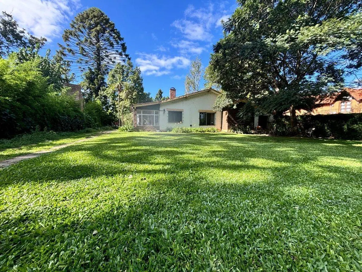 Venta Casa gran lote ideal inversor. San Miguel!! 3
