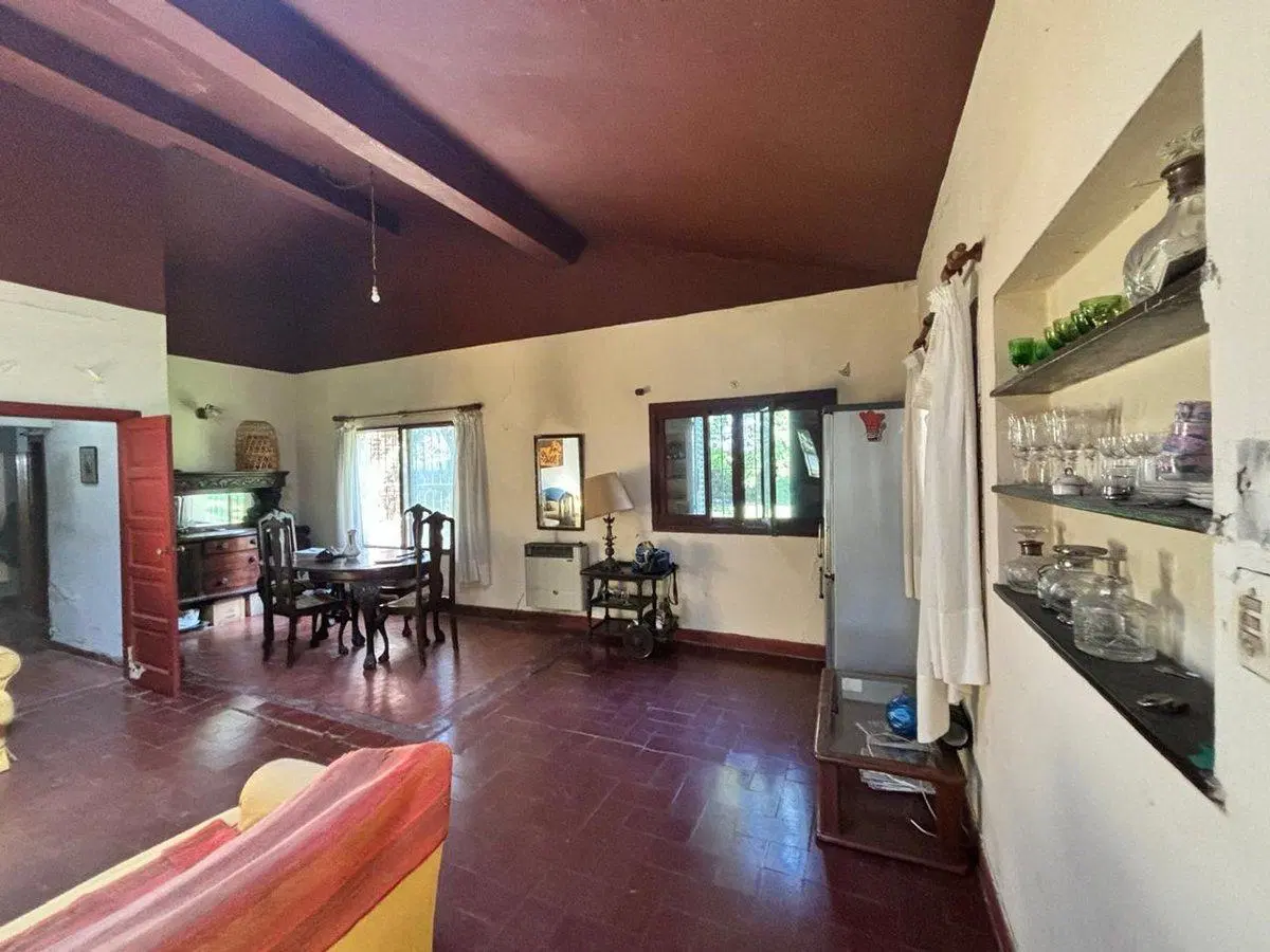 Venta Casa gran lote ideal inversor. San Miguel!! 5