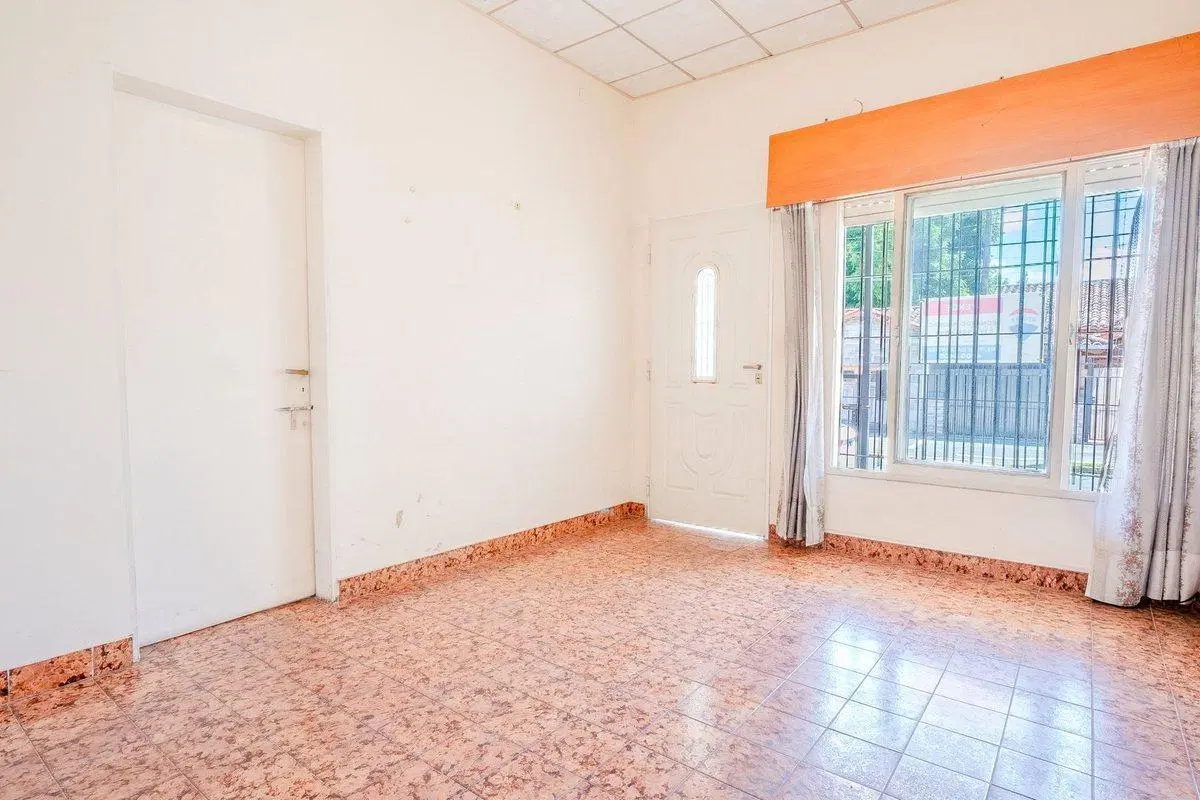 VENTA CASA 3 AMB. COCHERA QUINCHO JOSE LEON SUAREZ 2