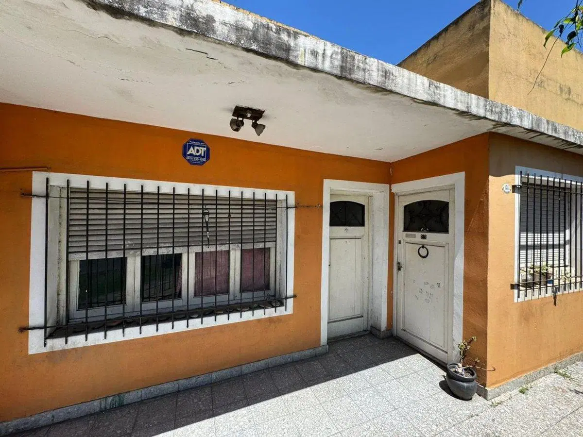 VENTA DE CASA 4 AMBIENTES EN EL PALOMAR 4