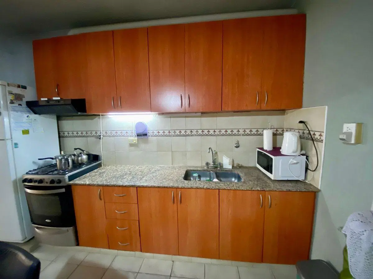 VENTA CASA 4 AMBIENTES HURLINGHAM 4