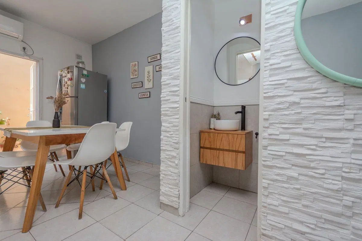 DUPLEX 3 AMBIENTES CON COCHERA Y PATIO - CASEROS 5