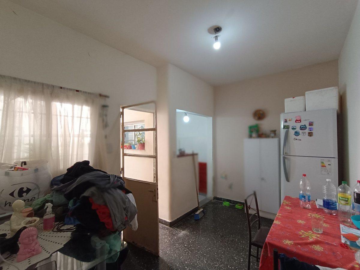 Foto de VENTA CASA 3 AMB + LOCAL CORONADO PERMUTA FINANCIA, imagen 4