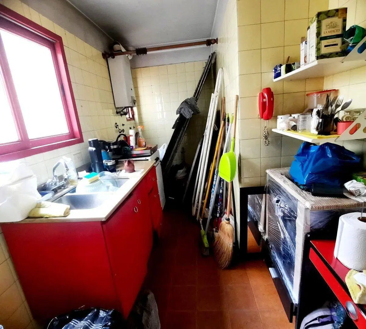 Oficina céntrica de dos ambientes con terraza 4