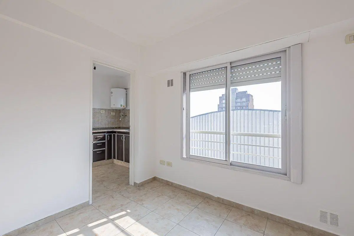 VENTA DE DEPARTAMENTO MONOAMBIENTE MORON CENTRO 4