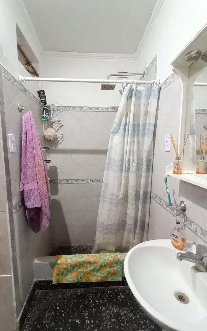 VENTA CASA 4 AMBIENTES COCHERA Y GALPON-ZARATE 3