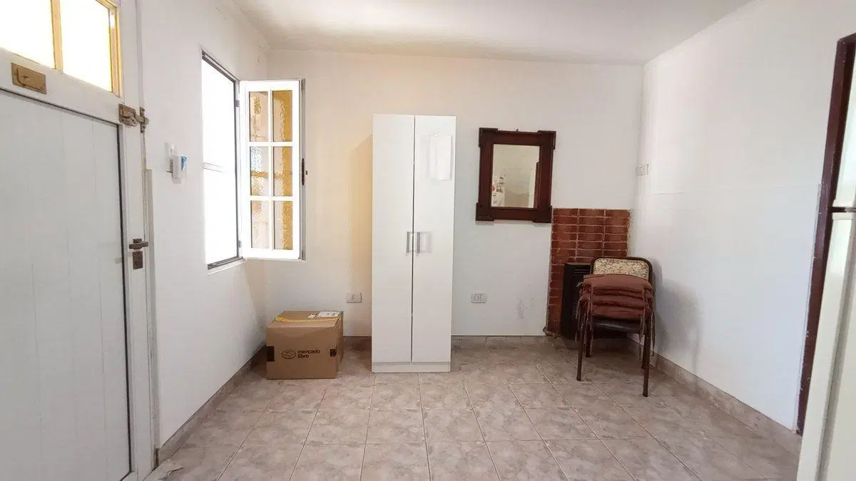 VENTA CASA 4 AMBIENTES COCHERA Y GALPON-ZARATE 5