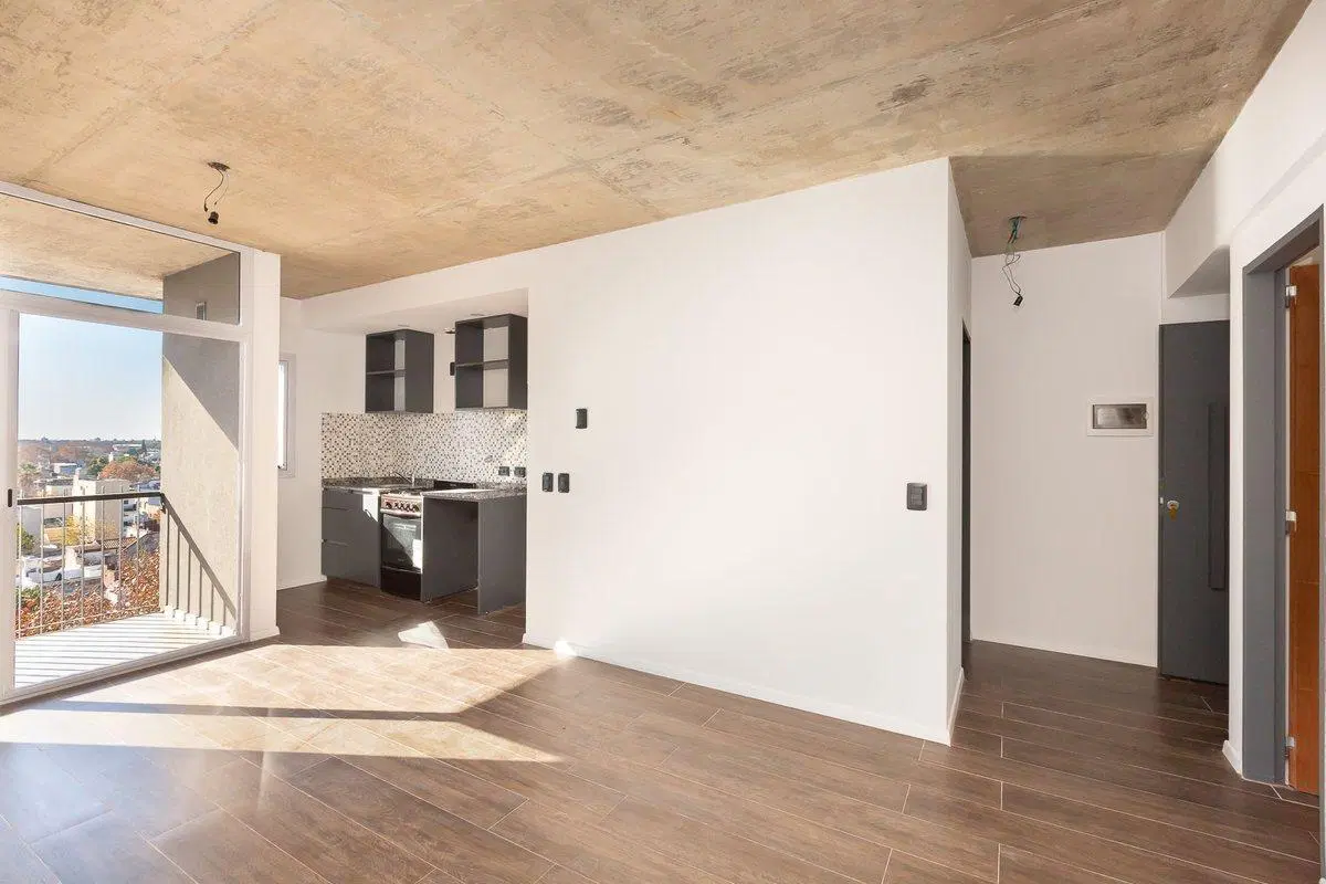 DEPTO 2 AMB A ESTRENAR CASEROS NORTE - PERMUTA 2