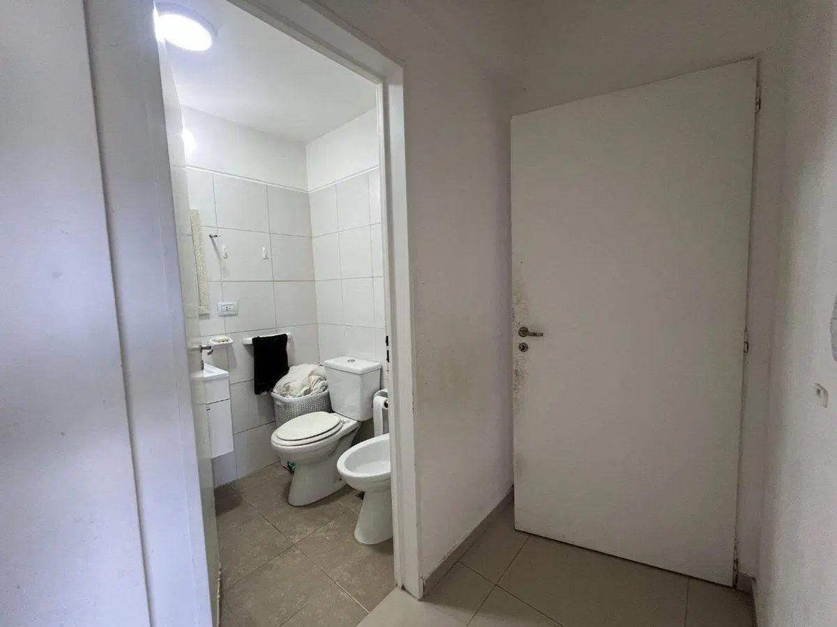 VENTA DEPTO 4 AMB CASTELAR VISTA ABIERTA -PERMUTA- 2
