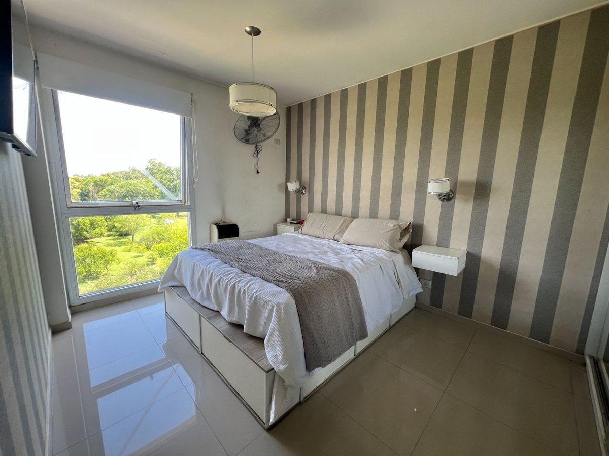VENTA DEPTO 4 AMB CASTELAR VISTA ABIERTA -PERMUTA-