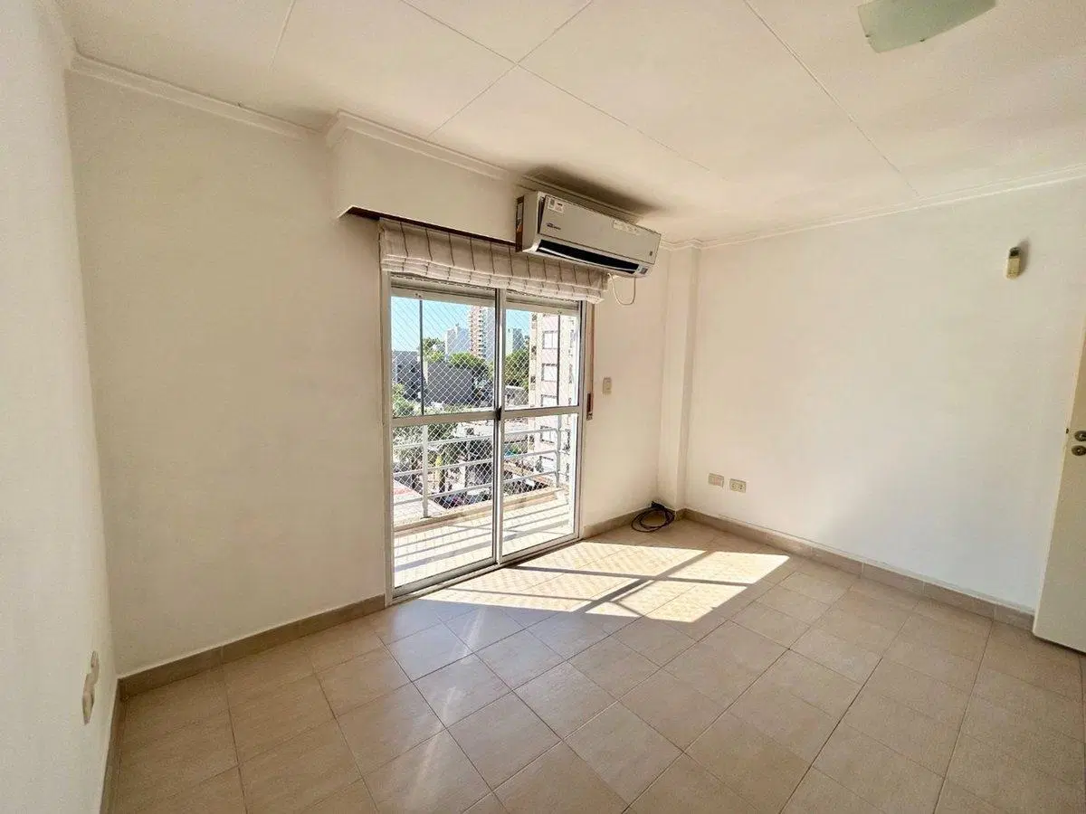 Venta/Pta Monoambiente c/balcon fte. V. BALLESTER 2