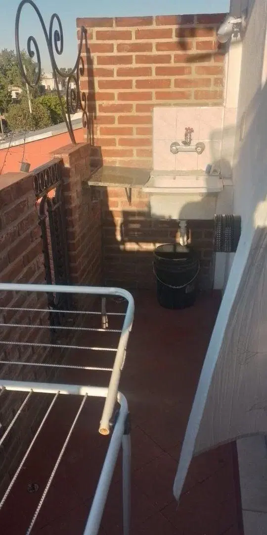 VENTA MONOAMBIENTE  CASEROS    PERMUTA 3