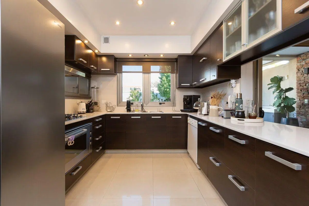 VENTA CASA EN HAEDO 5 AMB - PERMUTA 3