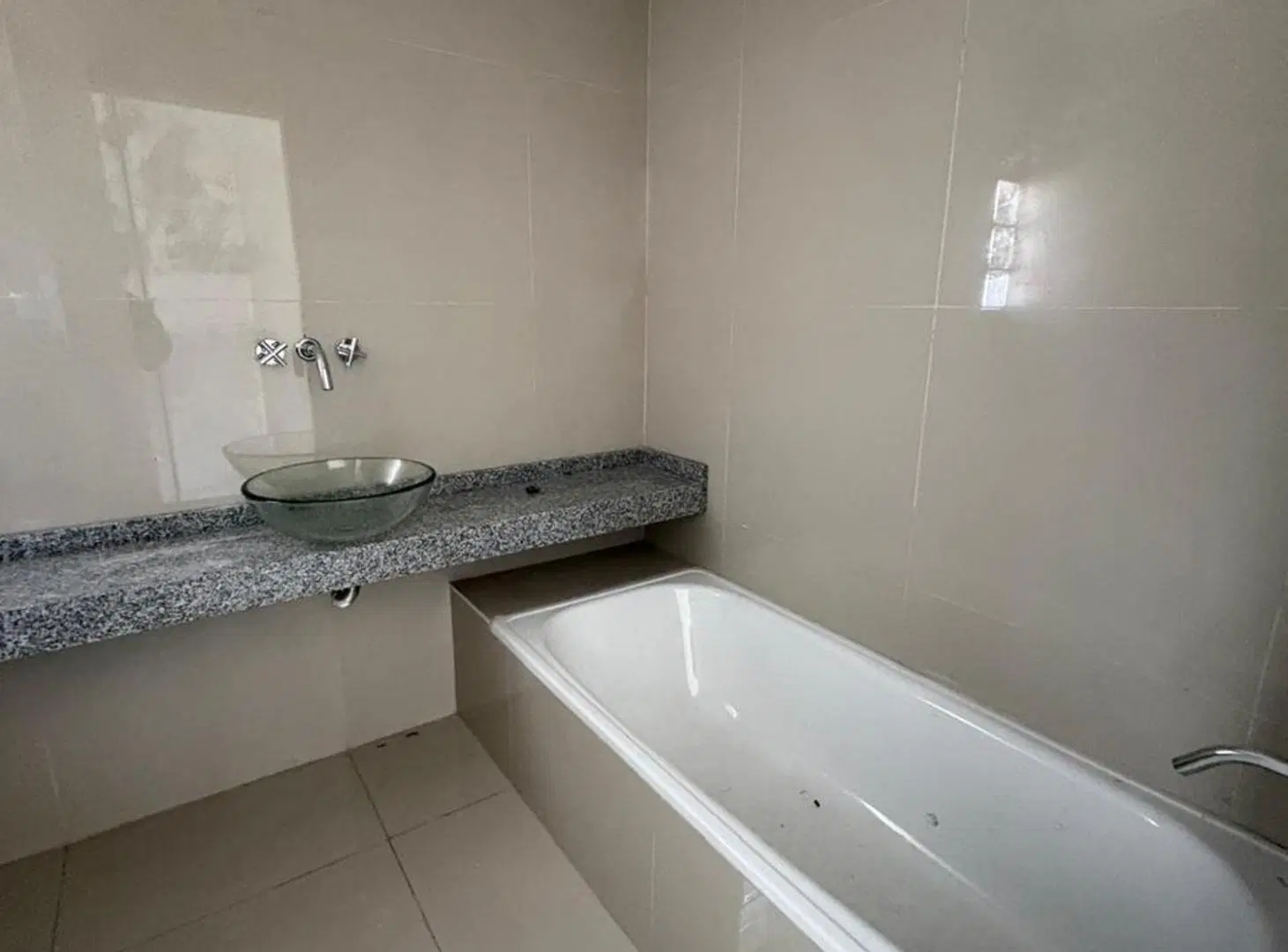 VENTA MONO ESTRENAR/BALCON FRTE/COCHERA.CIUDADELA 3