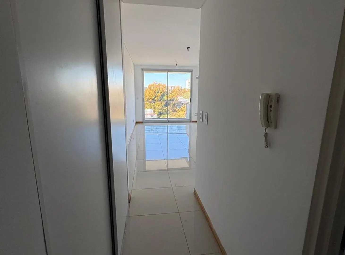 VENTA MONO ESTRENAR/BALCON FRTE/COCHERA.CIUDADELA 5
