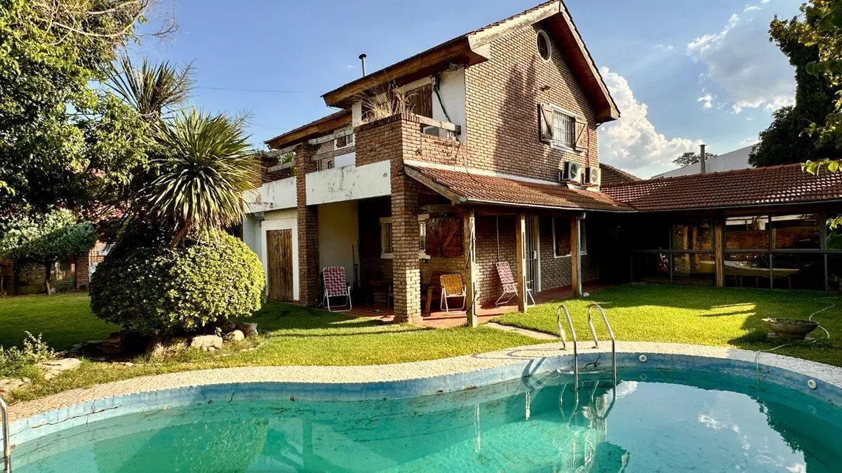 VENTA CASA 4 AMB-V.LUZURIAGA-FINANCIA-OPORTUNIDAD 2