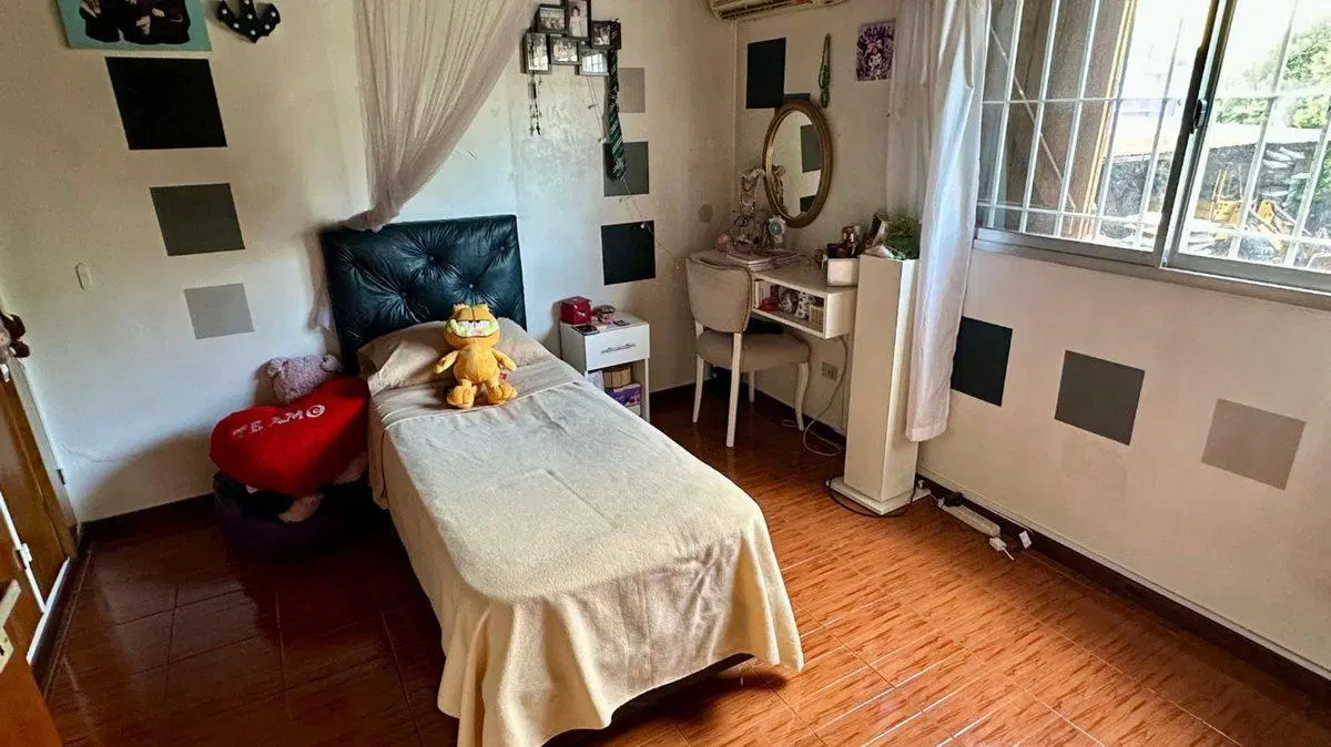 VENTA CASA 4 AMB-V.LUZURIAGA-FINANCIA-OPORTUNIDAD 5
