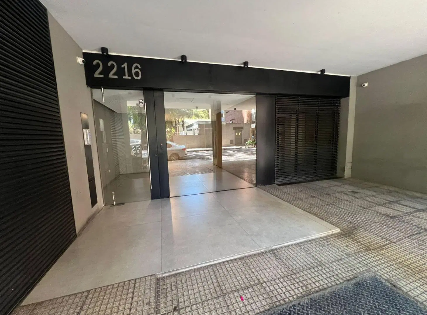 ALQUILER MONOAMBIENTE CON BALCÓN Y COCH BELGRANO C 2