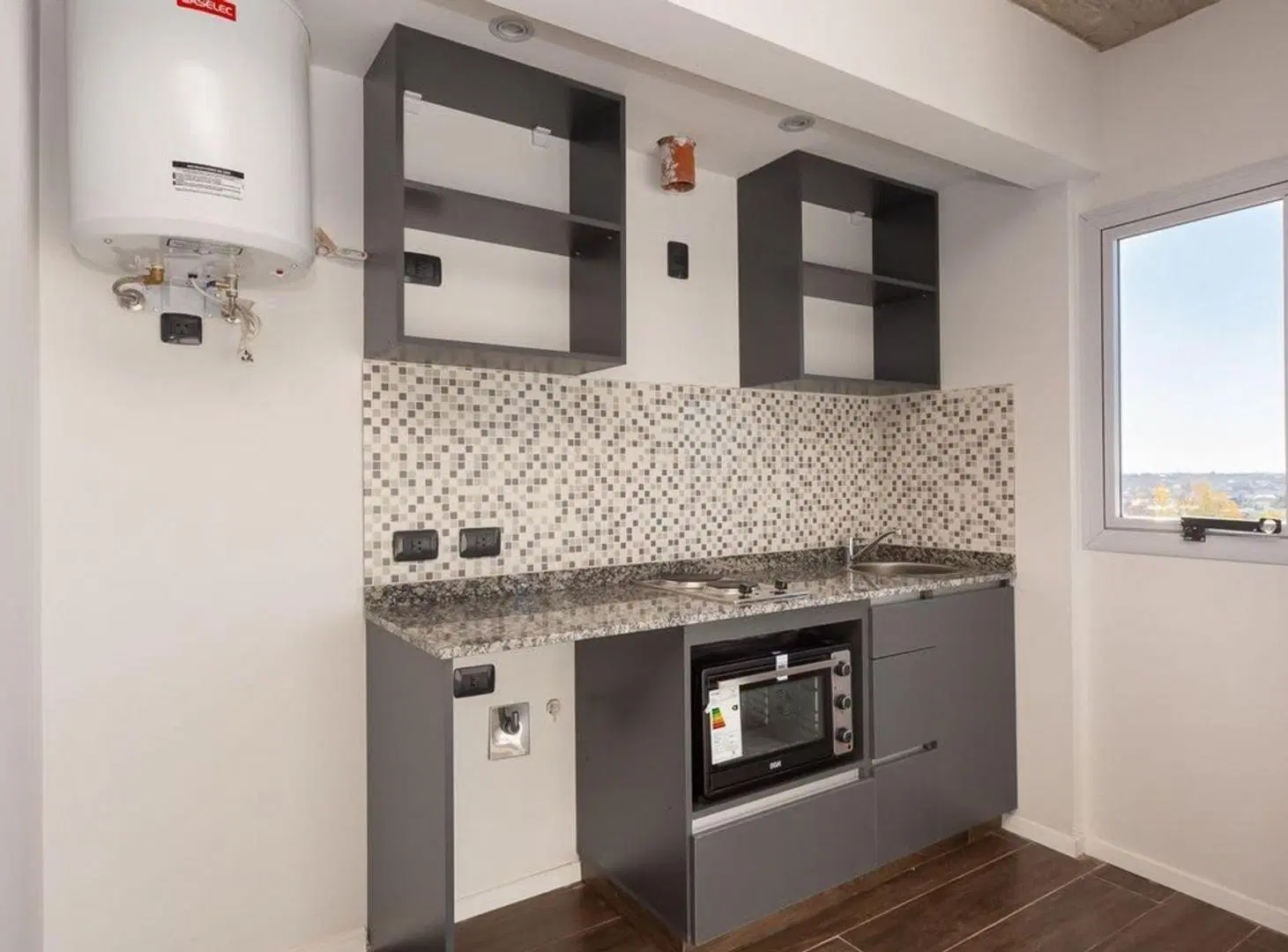 Alquiler monoambiente balcon sum gimnasio caseros 5