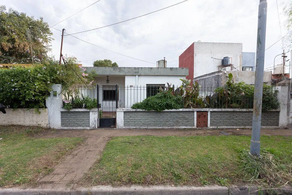 VENTA CASA 3 AMB EN HURLINGHAM 4