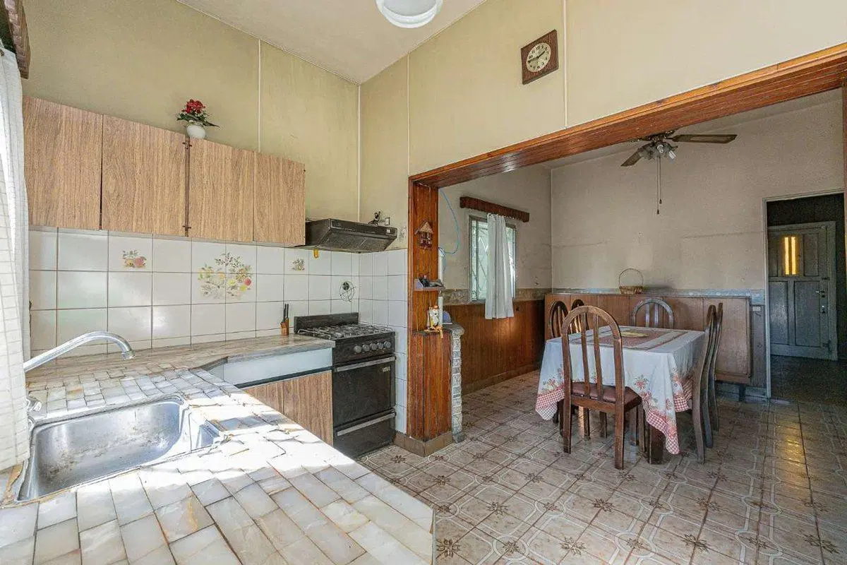 Venta PH 3 amb cochera jardin caseros apto credito 2