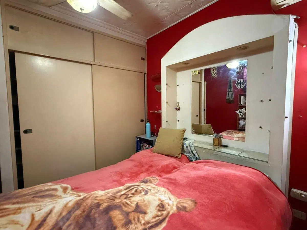 CASA 4 AMB. CON COCHERA Y DEPOSITO EN BALLESTER 5