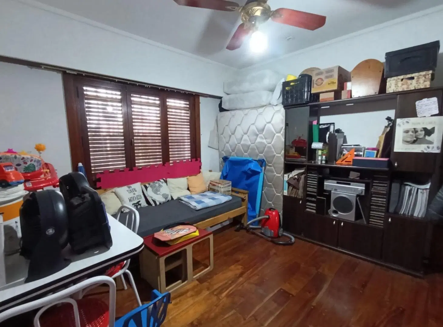 VENTA CASA MULTIFAMILIAR CASEROS 5