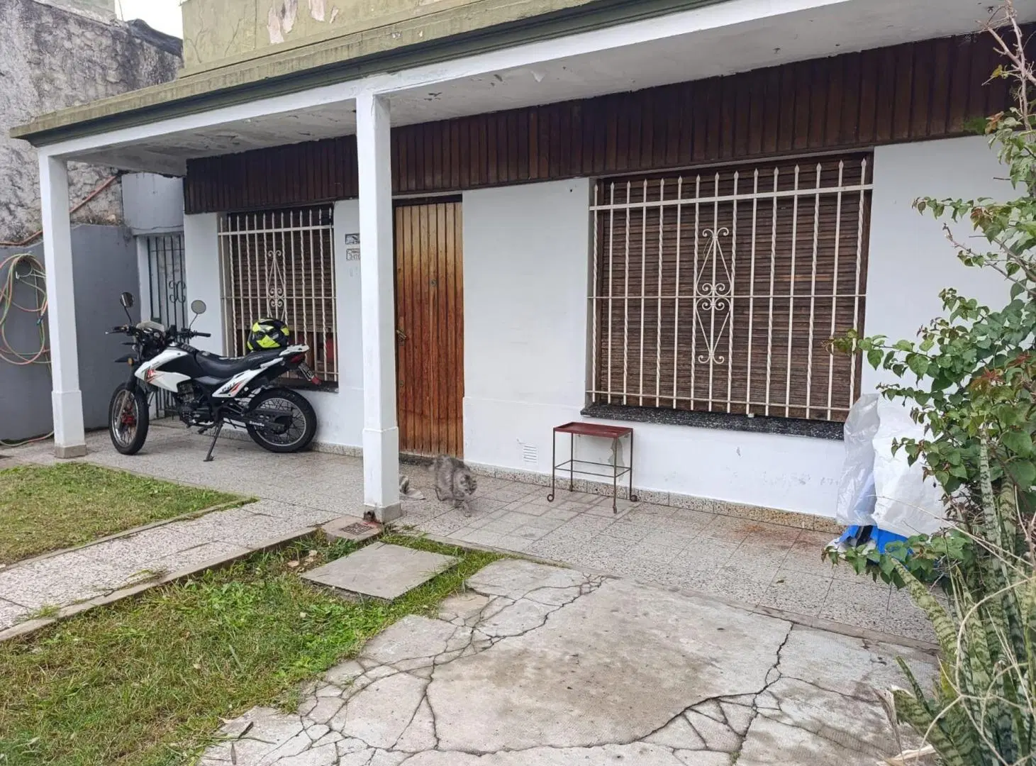 VENTA CASA MULTIFAMILIAR CASEROS 2
