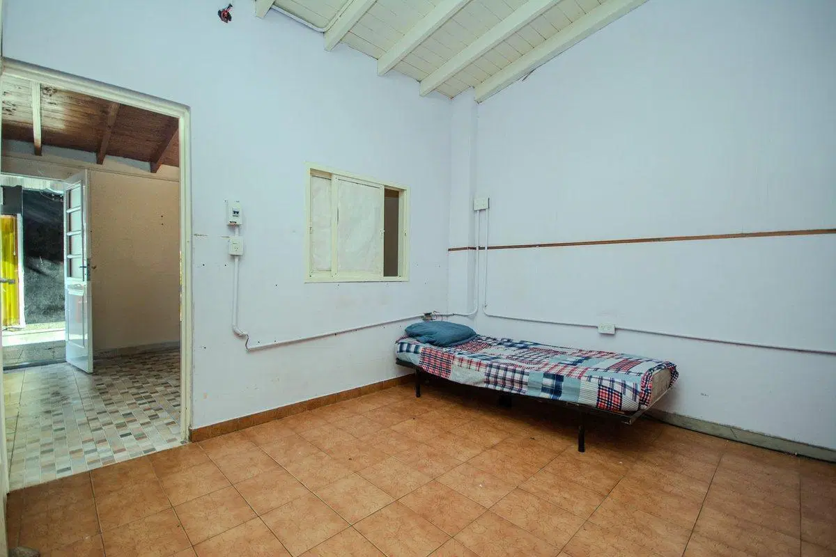 VENTA CASA 3 AMB + DEPTO 2 AMB-M. CORONADO 5