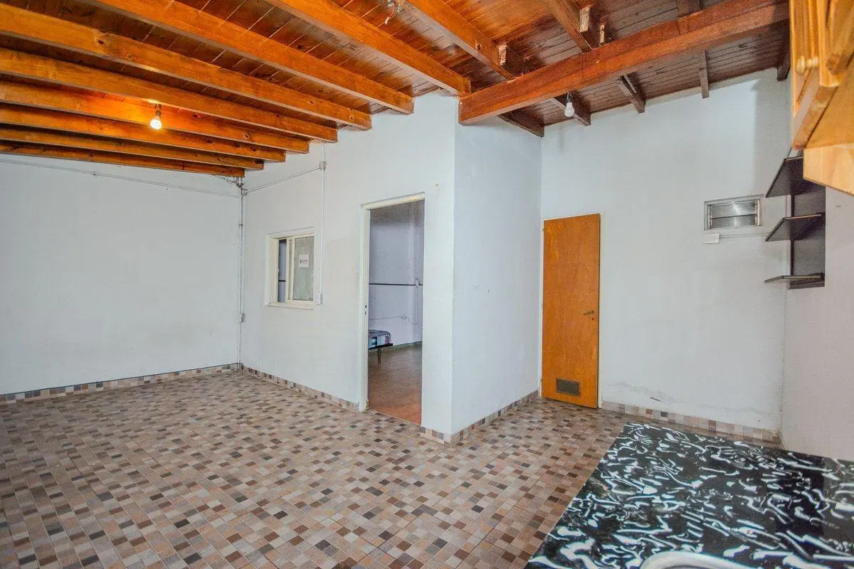 VENTA CASA 3 AMB + DEPTO 2 AMB-M. CORONADO 2