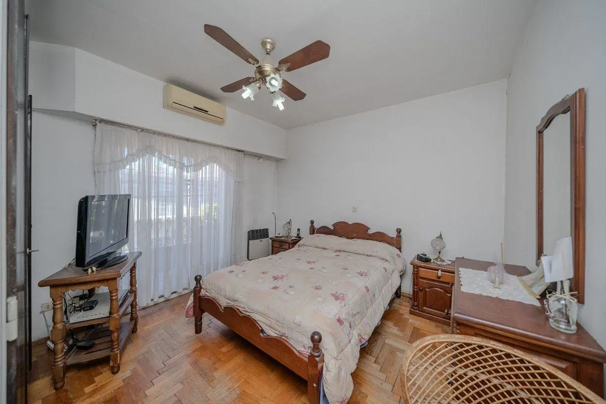 VENTA PH 4 AMB EN CIUDADELA CON COCHERA Y TERRAZA 3