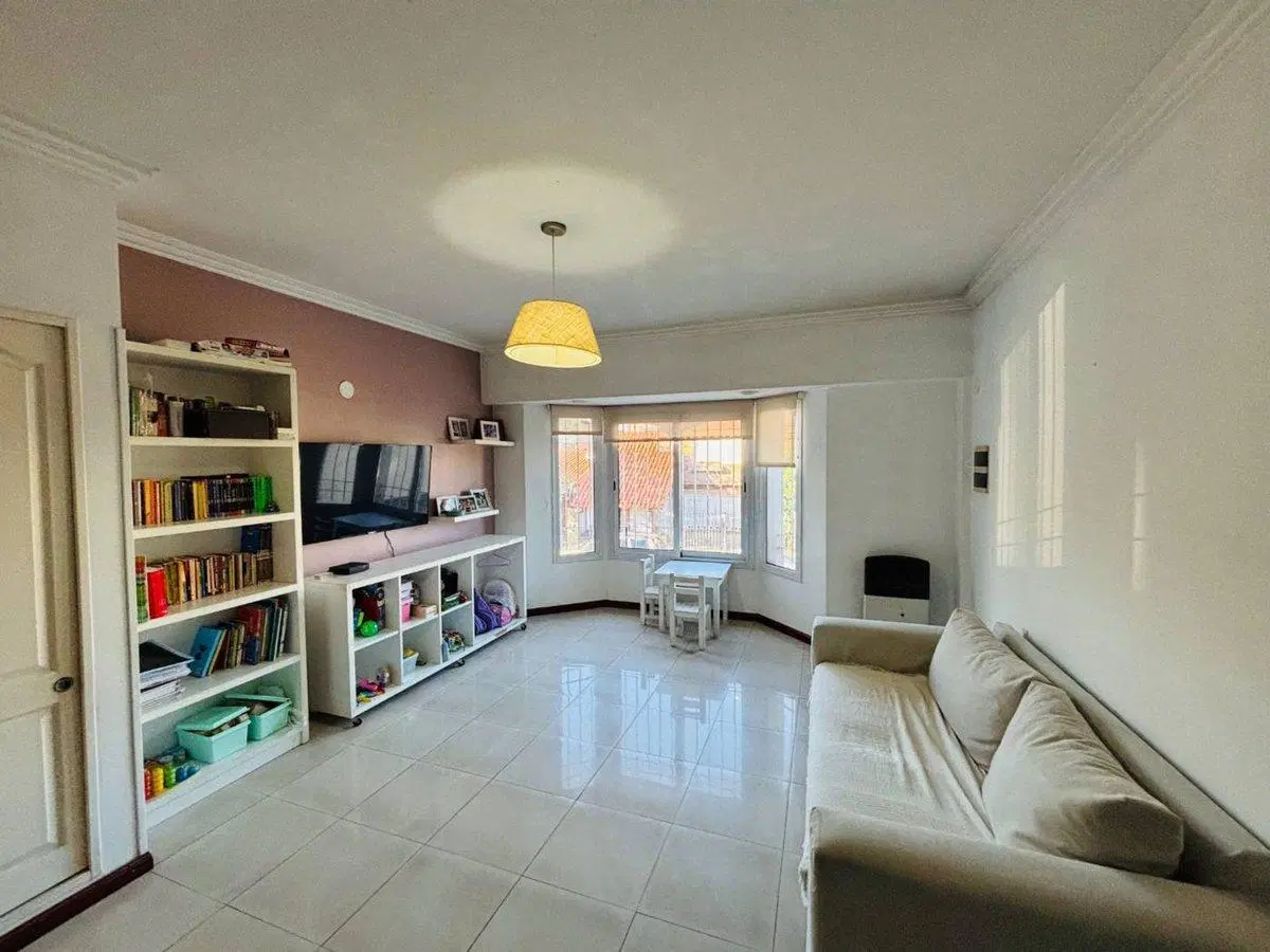 DUPLEX 4 AMB BARRIO GUEMES COCHERA JARDIN PARRILLA 5